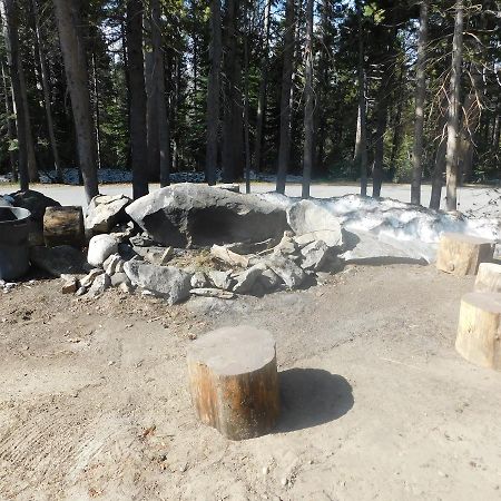 The Tamarack Lodge Lakeshore Exterior foto