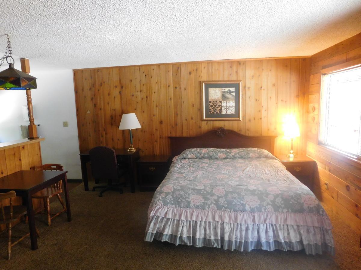 The Tamarack Lodge Lakeshore Exterior foto